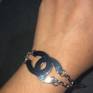 2 Bracelet